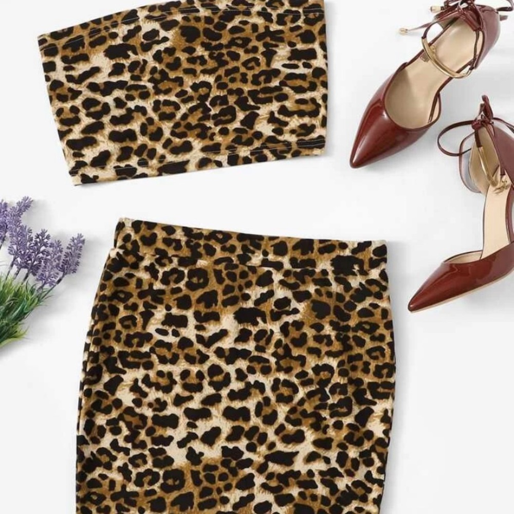 - Shein/ Leopard Tube top and skirt set